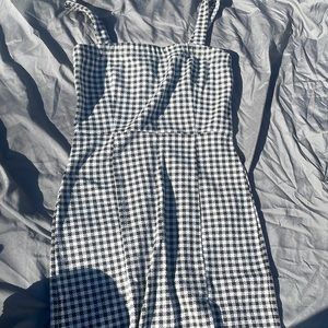 F21 dress black and white worn once